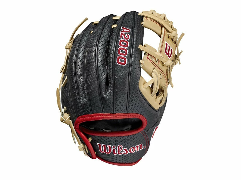 Wilson A2000 PF88 11.25" Infield Baseball Glove 3 Wilson A2000 PF88 11.25" Infield Baseball Glove